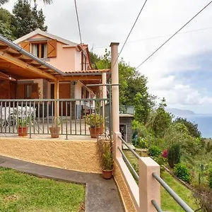 Fantatic House , Ponta Delgada Portugal